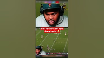 Russell Wilson out here throwing dots😭