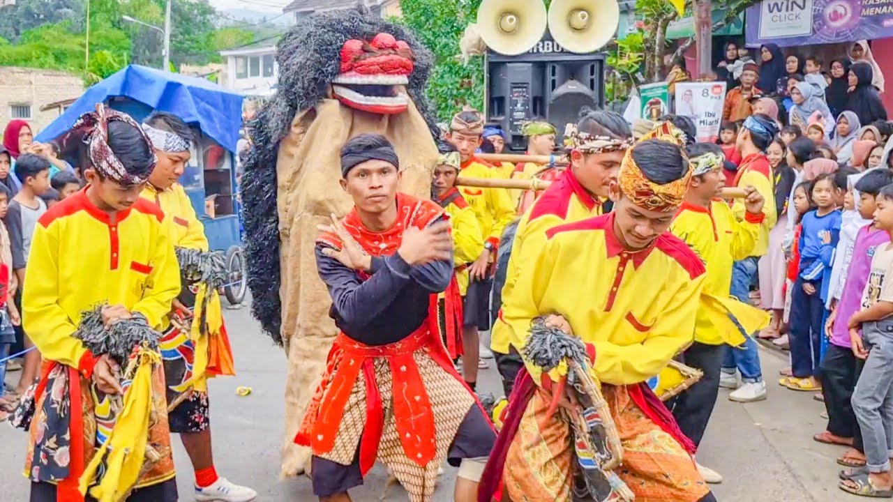 KOKOSODAN GOGOLERAN - Kuda Kepang Dan Barong Benjang - Mekar Budaya