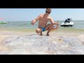 Медузы на центральном Пляже в Кирилловке. Народа валом 18 Июля 2021. Азовское Море Кирилловка