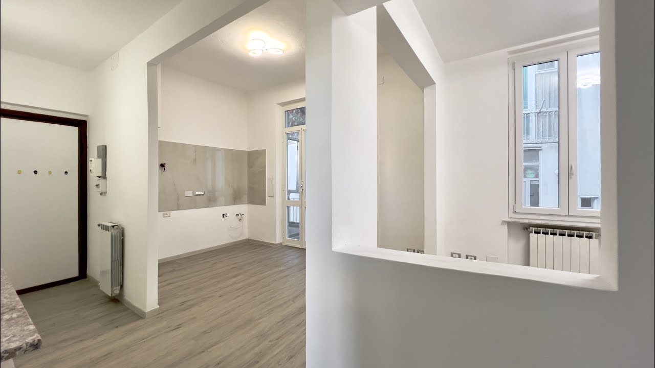 Vado Ligure vendita trilocale comodo al mare 