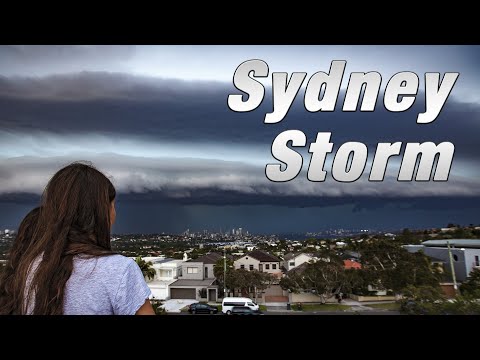 Huge storm impacts Sydney Australia as a shelf cloud forms across the city - 13th October 2014