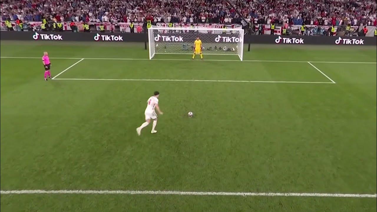 Самый смешной пенальти в испании хорват. Самый смешной пенальти в испании хорват. Фёдор смолов пенальти. Бразилия футболист который промазал пенальти 09. Самый смешной пенальти в испании хорват.