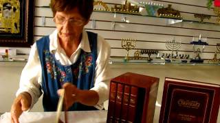 Chumash The Gutnick Edition Five Volume Set