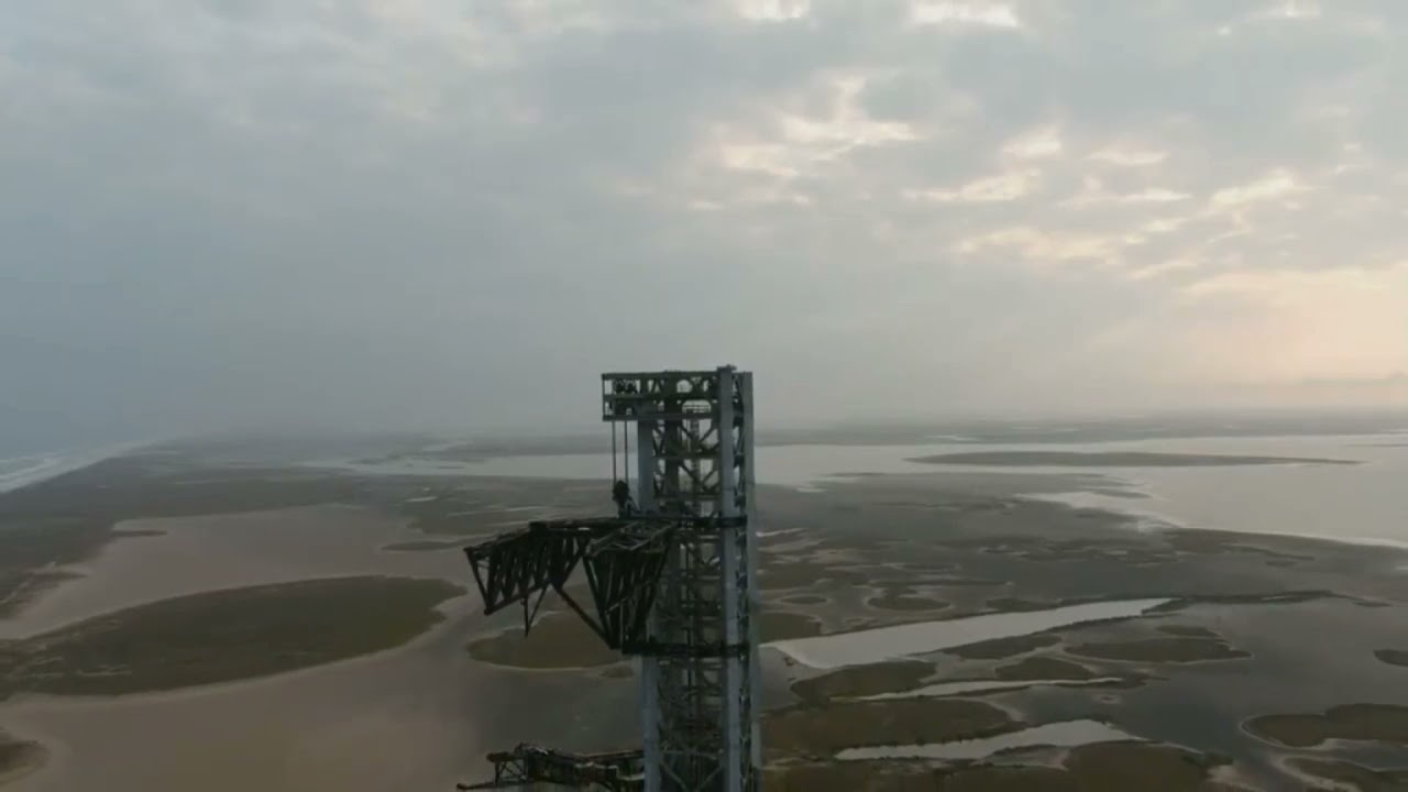 Starship launch & catch tower.