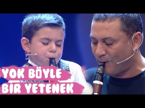 KÜÇÜK YETENEK KLARNETİ İLE HÜSNÜ ŞENLENDİRİCİ'Yİ BÜYÜLEDİ - 10 NUMARA 5 YILDIZ