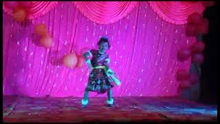 Chicken Bing | Little girl dance on stage 😍| Ho Munda song