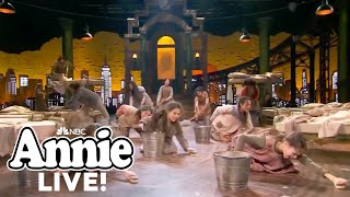 Download Lagu The Catchy 'Hard Knock Life' | Annie Live! MP3