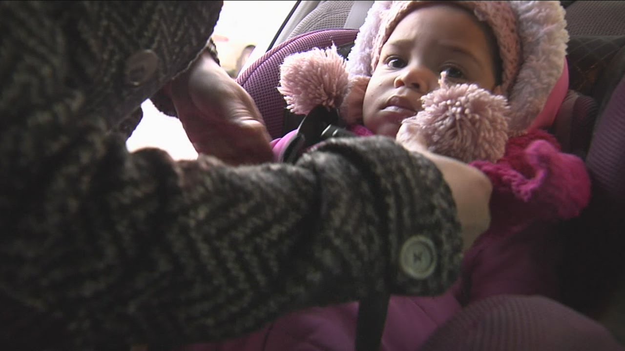 Puffy coats and car seats can be a bad combinaton YouTube