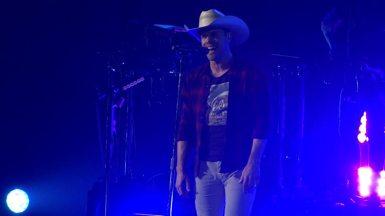 Dustin LynchMind Reader/God's PlanMoline,IL YouTube