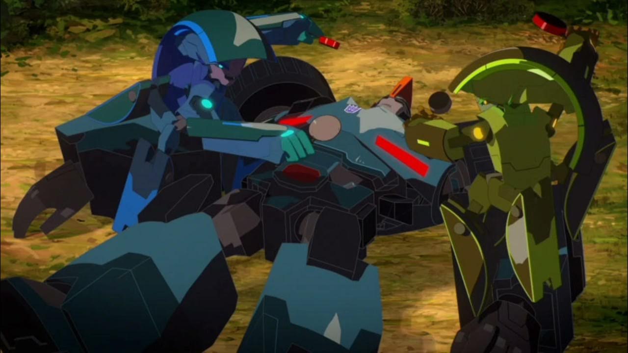 Автобот блэр роботы под прикрытием. Трансформеры под прикрытием 5. Трансформеры под прикрытием 5. Стронгарм трансформер. Уилджек роботы под прикрытием.