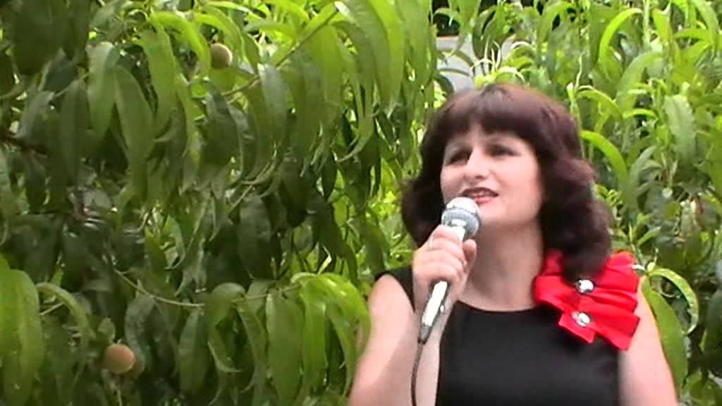 Хор синяя птица гилельса. Болгарская песня ноты. Посадил полынь я болгарская народная. Полынь трава текст. Полынь трава ноты.