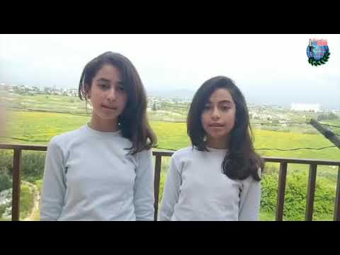 Сестры из Сирии поют "День Победы"