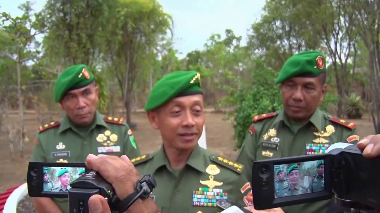 kunjungan ke pos perbatasan  RI   PNG di sota merauke