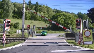 Spoorwegovergang Krumpendorf a  Railroad Crossing  Bahnbergang