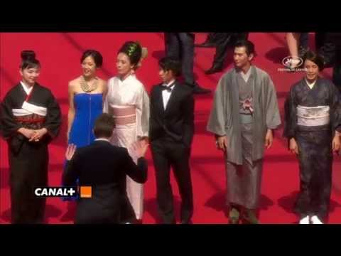カンヌ映画祭 河瀬監督、村上淳、村上虹郎、松田美由紀『２つ目の窓』レッドカーペット 5月20日
