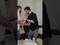 بس تسلم على واحد في العيد 