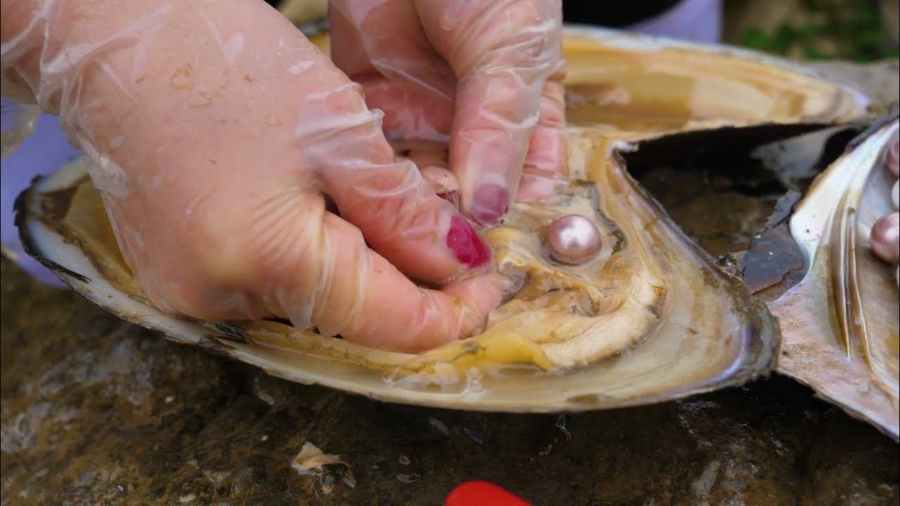 I have never seen such beautiful pink pearls, what a surprise to open