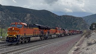 Handsome BNSF Mixed Freight Train  At Beautiful Lower Sworthout. Santa Fe Warbonnet! Tier 4s! 4KHDR