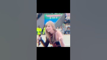 lowkey LOVE this NEW VID! 💗#fyp #taylorswift #swiftie #shorts #short #viral ​⁠@TaylorSwift