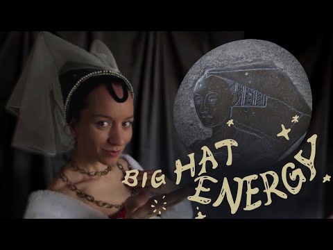 I made a medieval princess hat (inspired by funerary art ? )