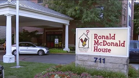 Ronald McDonald House of Central Ohio honors a 'banner' volunteer
