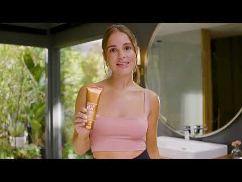 Self Tanning Milk | Glow All Year Round | Clarins