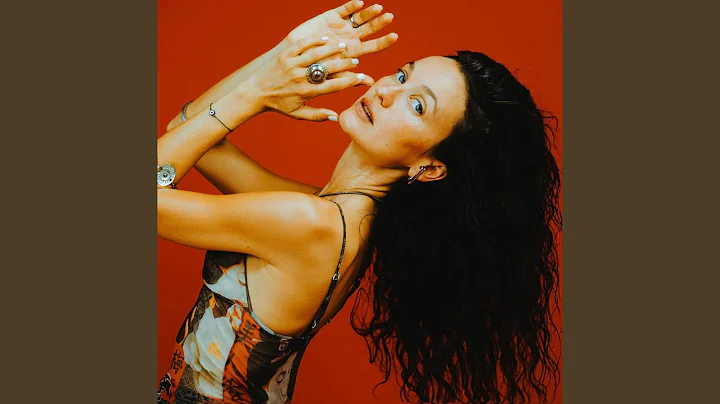 Cynthia Leone - Topic