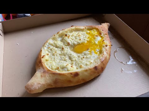 Video: Tiag Tiag Adjarian Khachapuri: Daim Ntawv Qhia Ib Kauj Ruam Zuj Zus Rau Cov Nkoj Nrog Duab Thiab Yeeb Yaj Duab