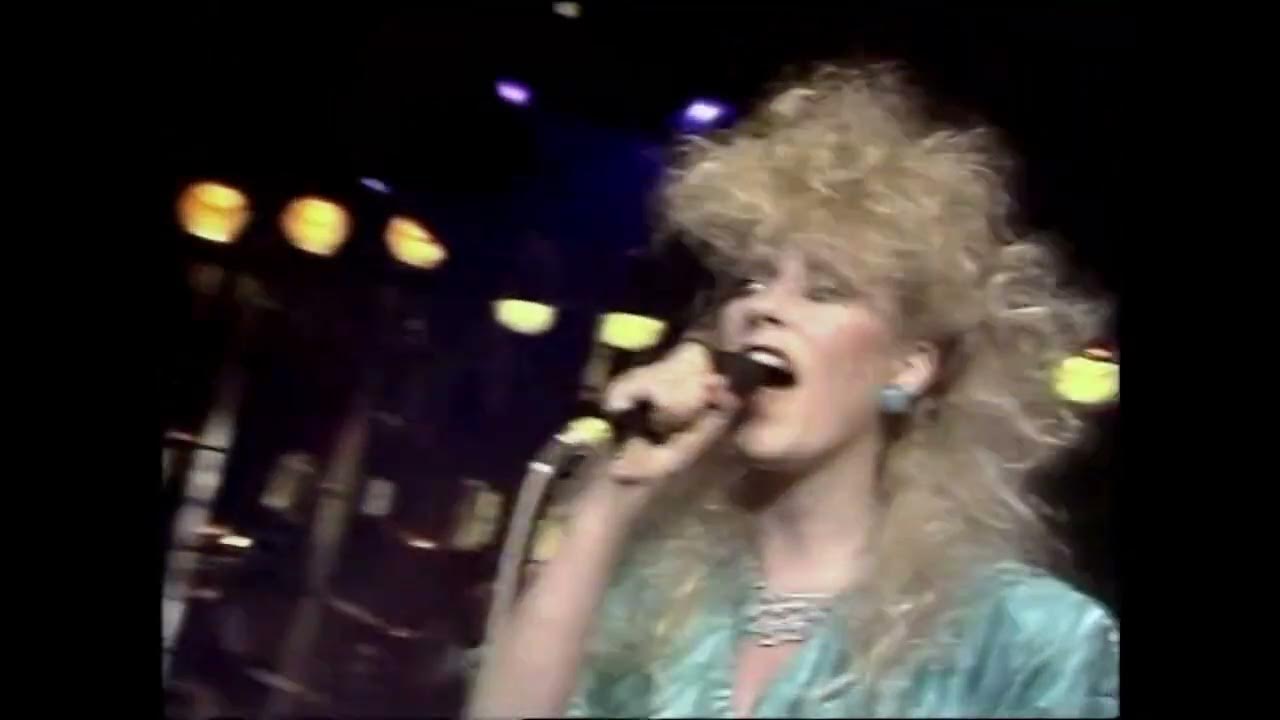 Shakatak - Down On The Street (live) Shakatak - Down On The Street (live)