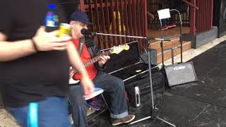 Auckland, Queen Street buskers “Year of the cat”