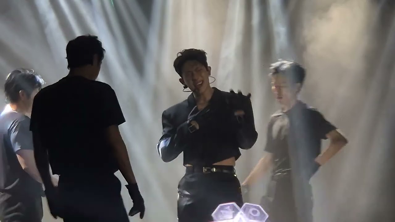 Wonho.Madrid.09.09.25.WithYou&EyeOnYou