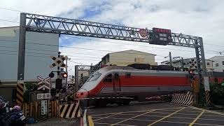 強勢回歸!!!!!!!台鐵長順街平交道通過列車集(58連發)