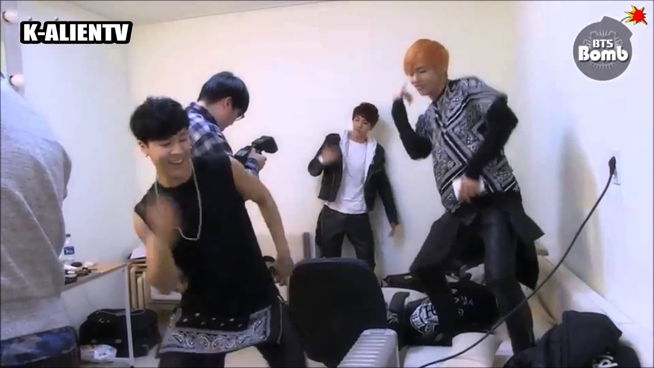 Kpop funny and sexy moments (part6)