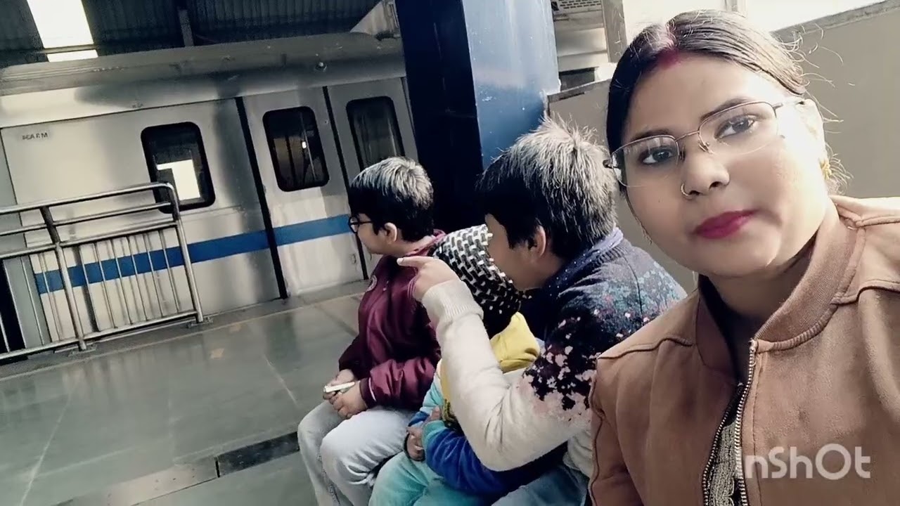 Ghumte ghumte delhi ki sabse bare bajrangbali temple k darshan ho gye.