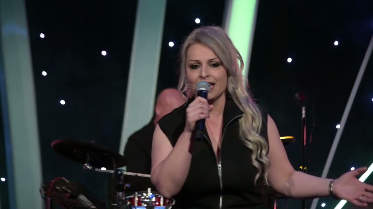 Ogneni momcinja i Lidija Spasovska - Devojce belo crveno - (Live Cover 2024)