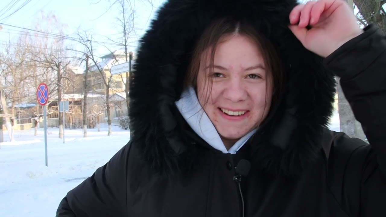 Cimislia  Ieri s- au deszapezit drumurile, astazi -  trotuarele