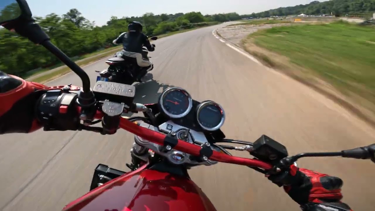 SUZUKI GSF 1250 BANDIT vs YAMAHA MT-09 vs TRIUMPH STREET TRIPLE 765R - LOMBARDORE CIRCUIT