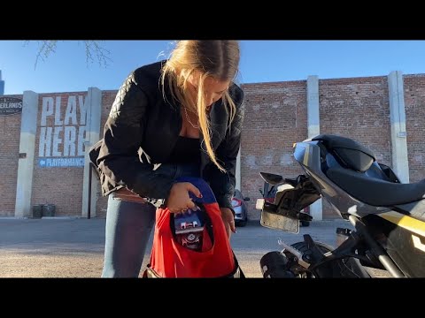 Christmas shopping for boyfriend 😯🎁 | VLOGMAS DAY 19
