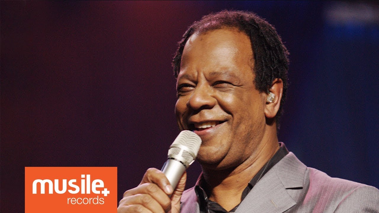 DVD Completo - Adhemar de Campos 30 Anos - Comunhão e Adoração 6 (Ao vivo)