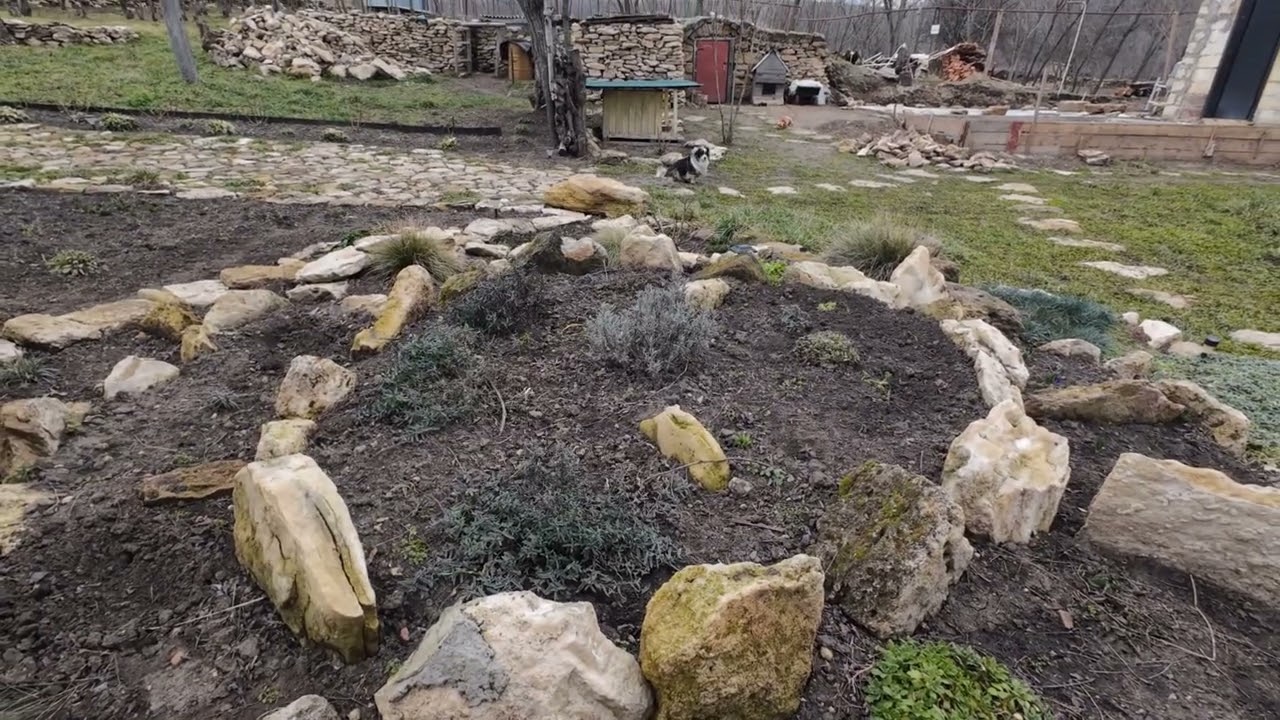 3 марта 2026г  Работаю на улице  Парник в теплице