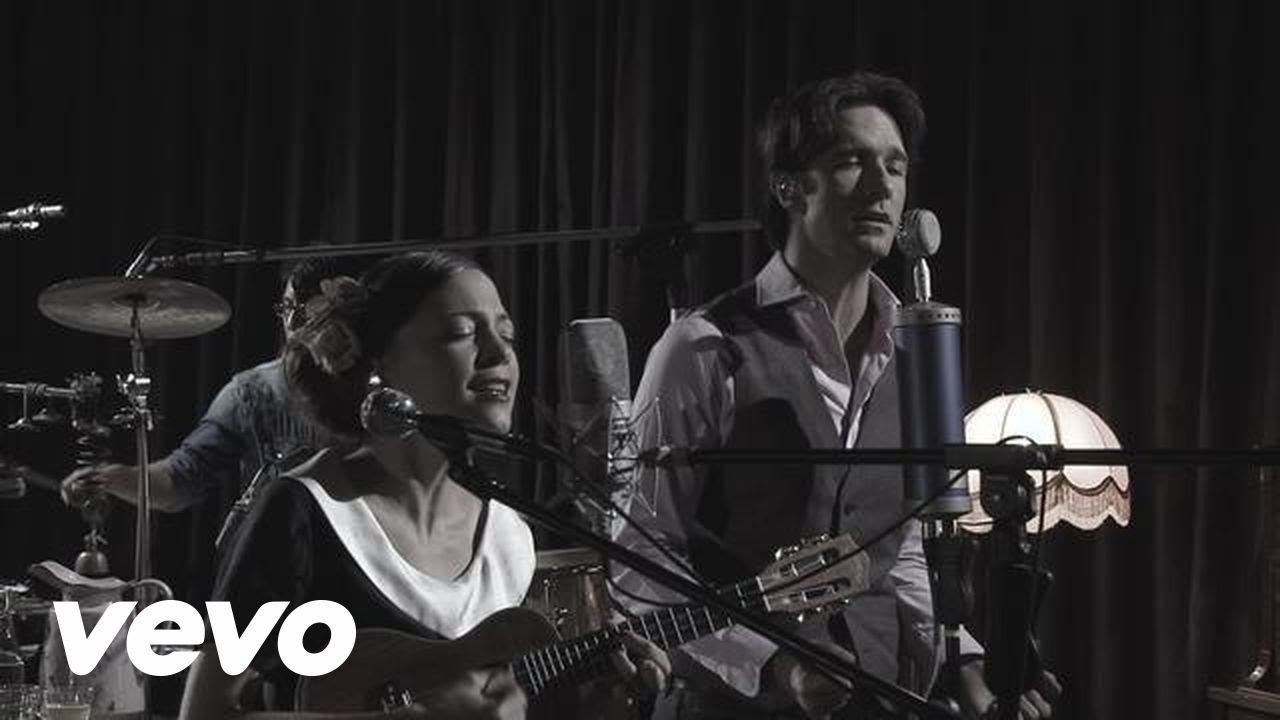 Natalia Lafourcade   Si No Pueden Quererte En Vivo ft Leonardo de Lozanne