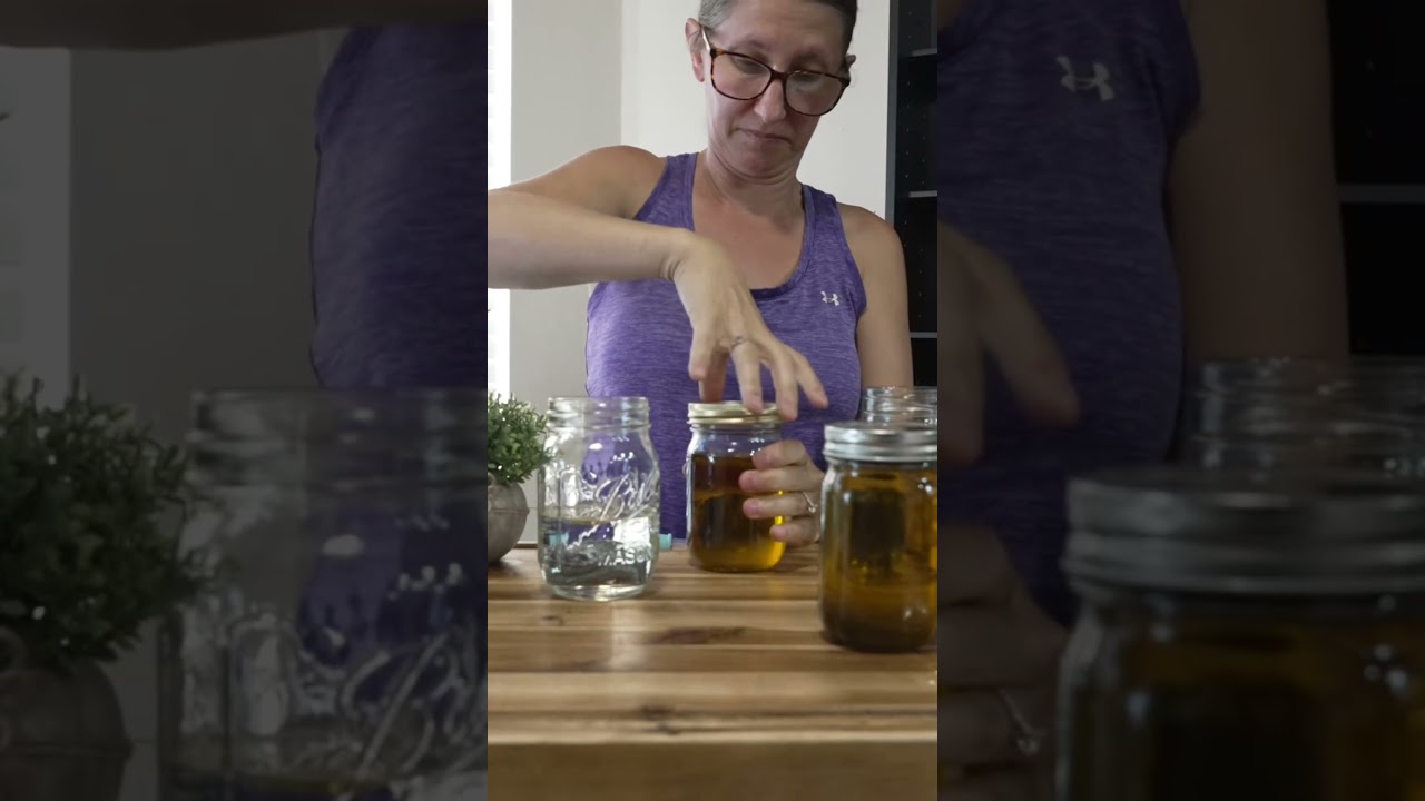 Самодельный спрей от комаров с маслом лемонграсса