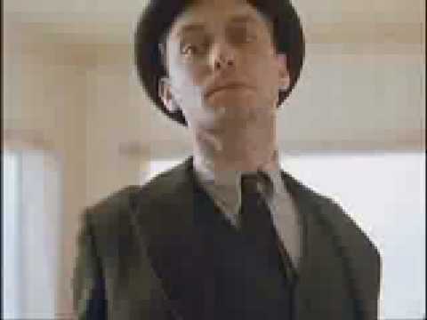 Jude Law Tries To Dance The Worm: Fails Miserably