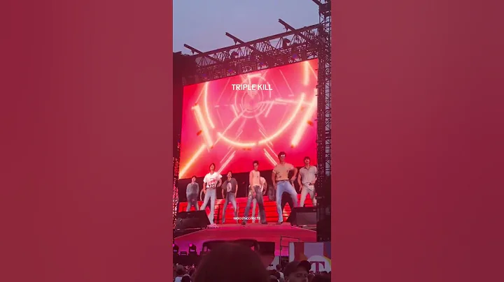 [SEVENTEEN] TRIPLE KILL😮 #seventeen #shorts #mingyu #vernon #dokyeom #lollapalooza