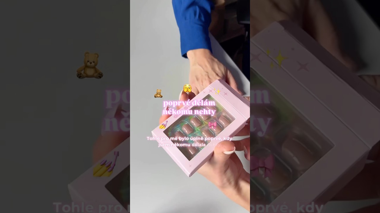 poprvé někomu dělám nehty💅