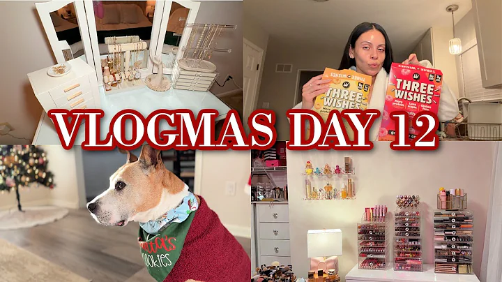 VLOGMAS DAY 12 ✨❄️🎀  Organizing & Decluttering