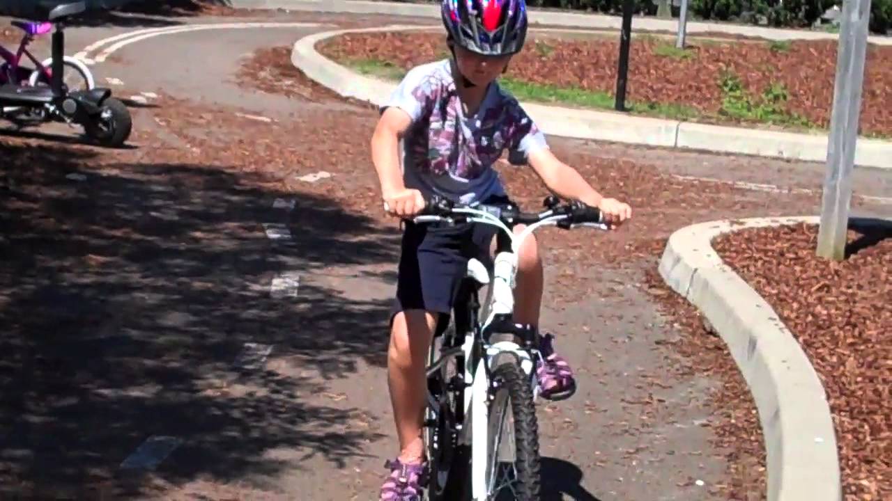 Hayden's new bike no training wheels!! YouTube