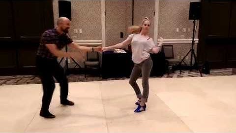 Lindy Hop Class Recap: Fancy leader turn with follow freeze