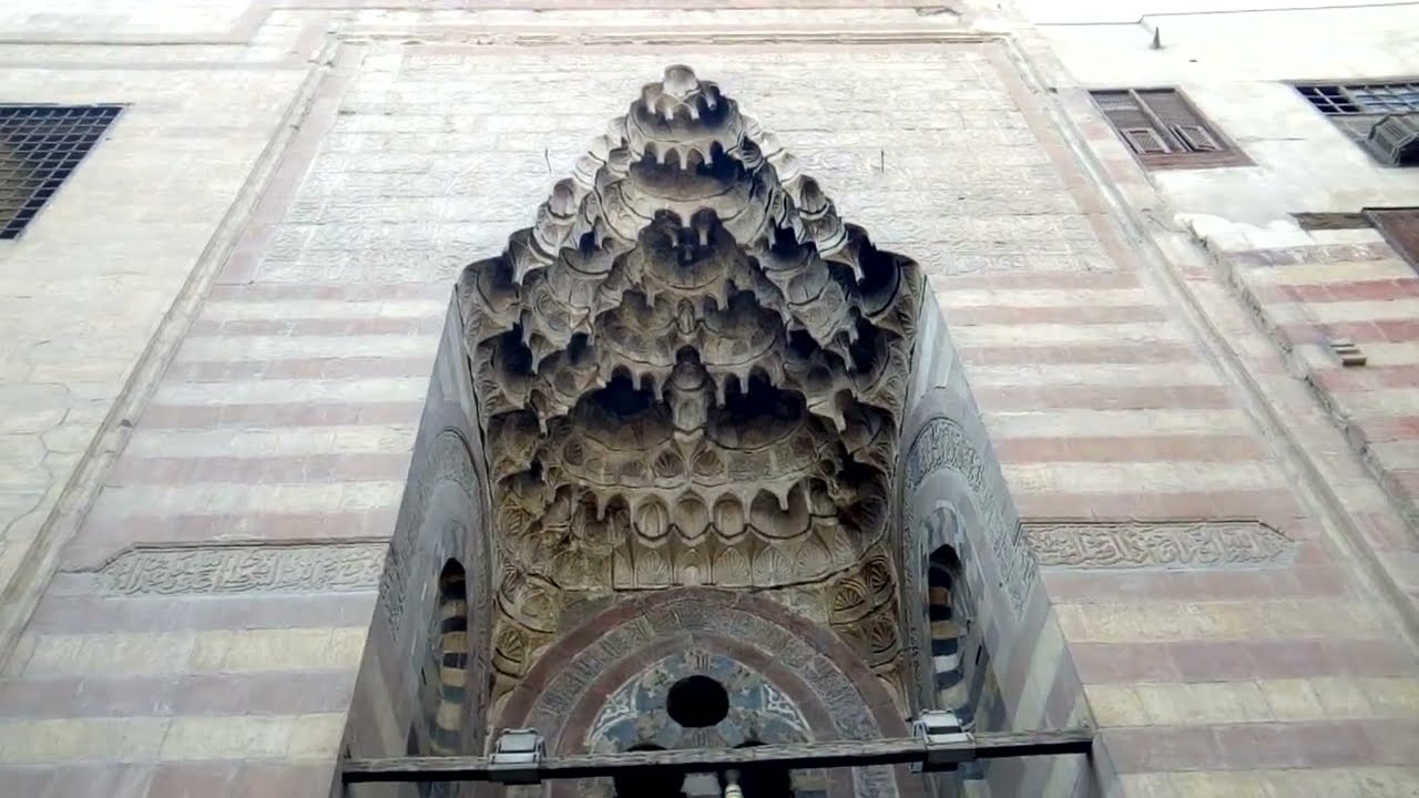 الحاجة خوند بركة أم السلطان صاحبة الخيرات والبر والإحسان