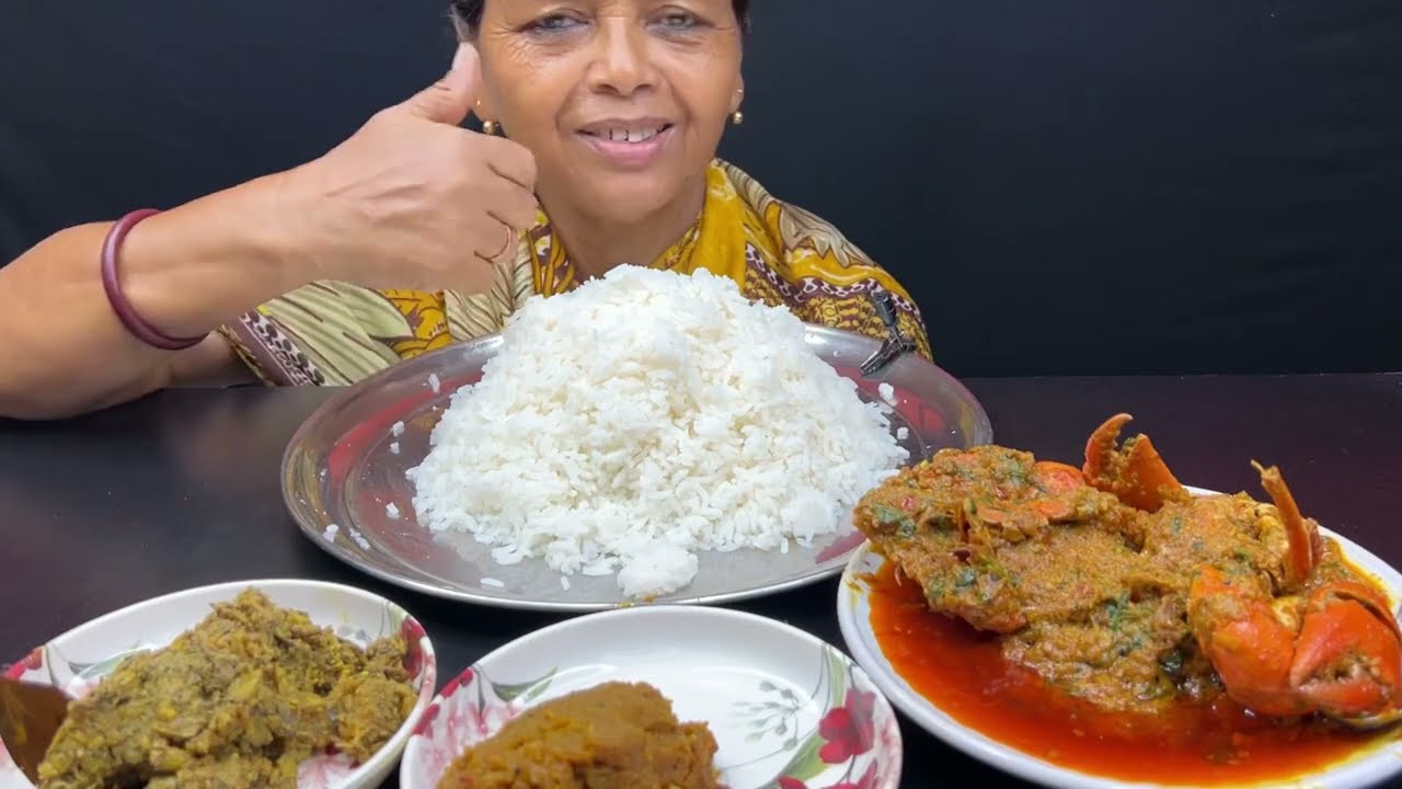 BIGBITES, RICE WITH SPICY CRAB MASALA 🦀🦀🦀,, MOCHAR GHONTO, PEPE CHORCHORI।। MASSIVE EATING।।